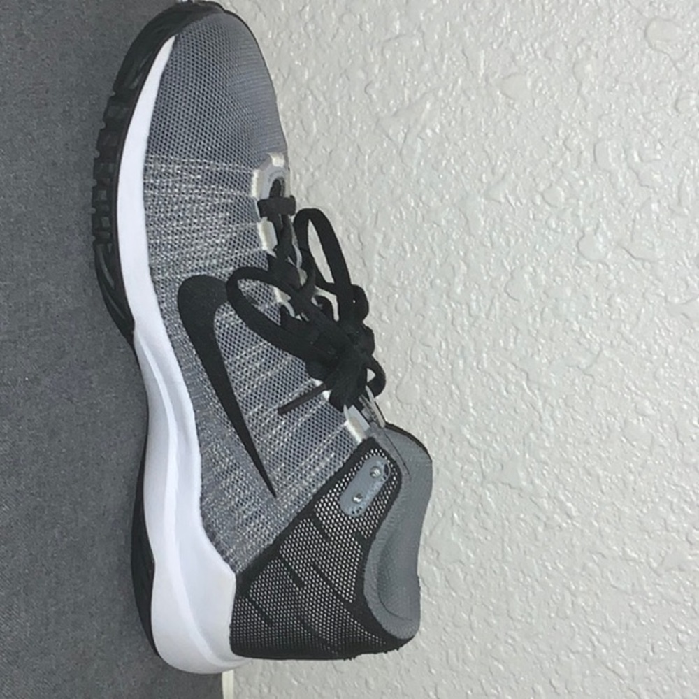 Nike ZOOM Basketball Shoes